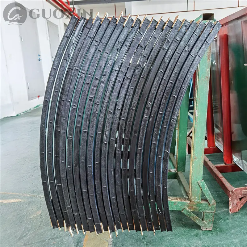 Curved Insulated Glass (1).jpg